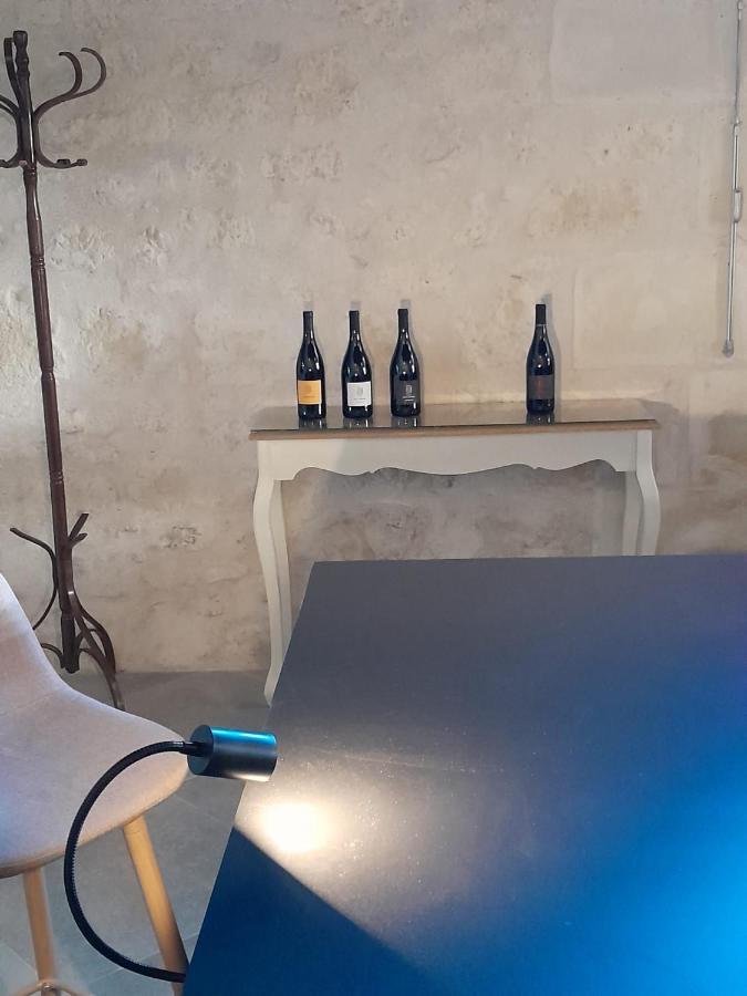Saint-Nicolas-de-BourgueilLe Repaire De Bacchusアパートメント エクステリア 写真